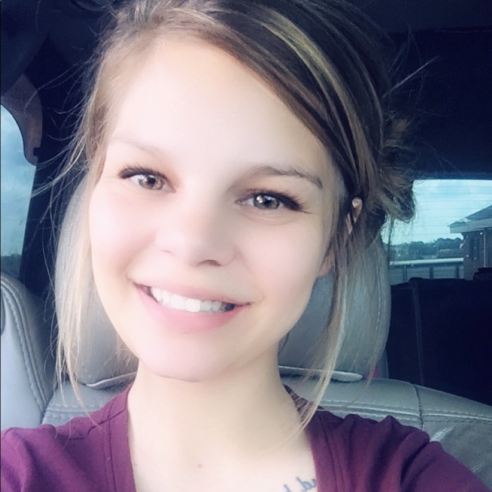 Meet your Posher, Haleigh